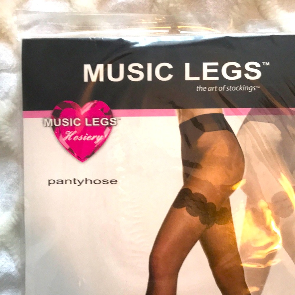 French Cut Look Lace Panty Hose Black